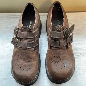 Preloved Sketchers platform shoes Size 7.5